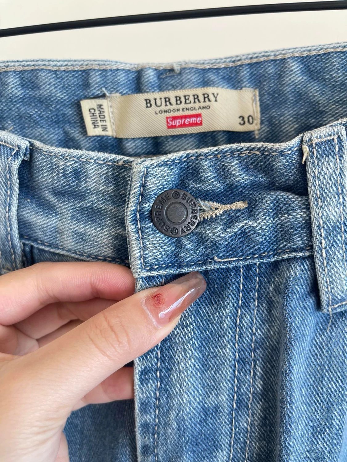 Spodnie Burberry x Supreme