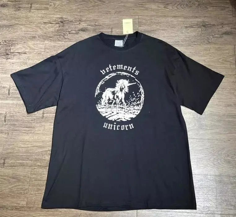 T-shirt Vetements V2