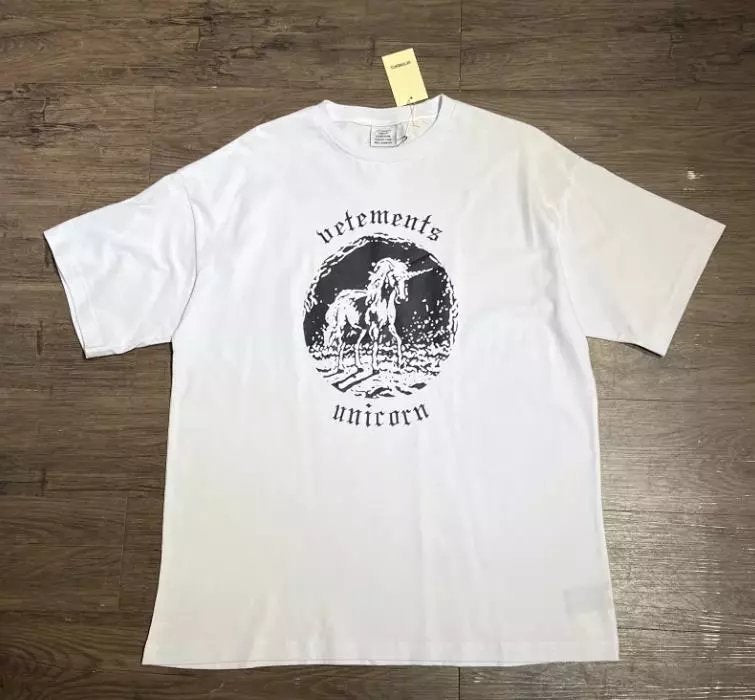 T-shirt Vetements V2