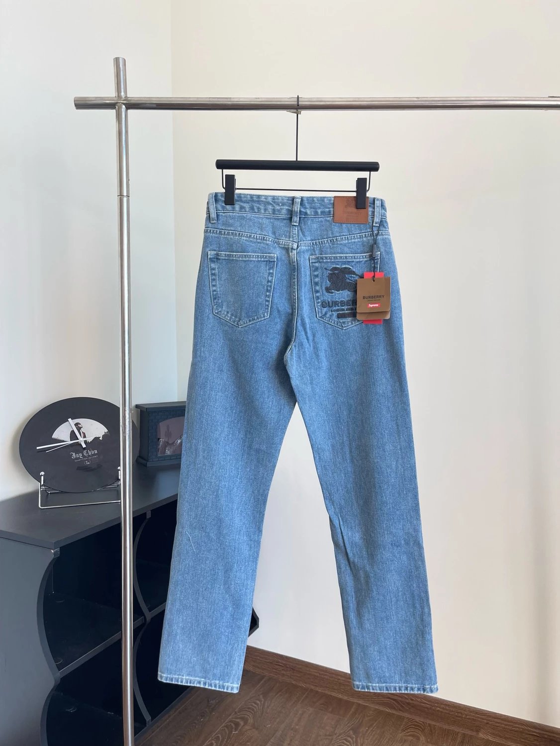 Spodnie Burberry x Supreme