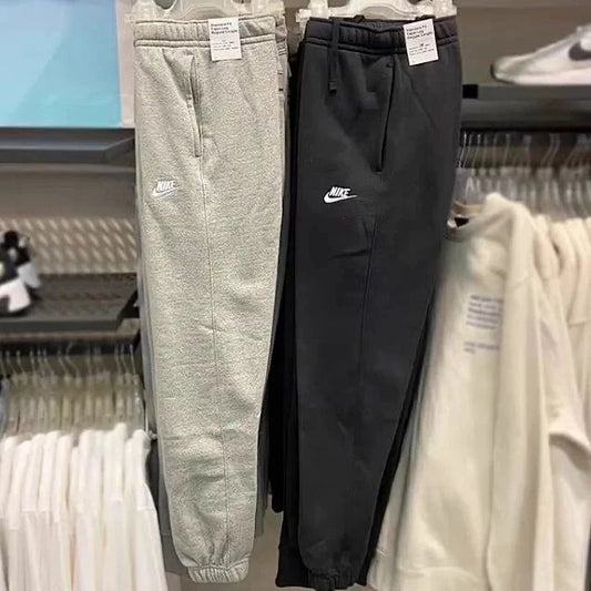 Spodnie dreswoe Nike Jogger(ze ściągaczami)